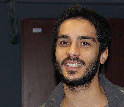 گپ و گفت نوروزی با ساعد سهیلی / هنرمندی که نمیداند آبی است یا قرمز!؟ گپ و گفت نوروزی با ساعد سهیلی / هنرمندی که نمیداند آبی است یا قرمز!؟