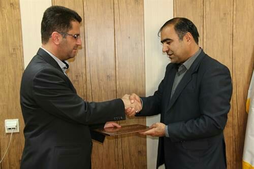 مدیرکل کمیته امداد کهگیلویه و بویراحمد تجلیل شد مدیرکل کمیته امداد کهگیلویه و بویراحمد تجلیل شد