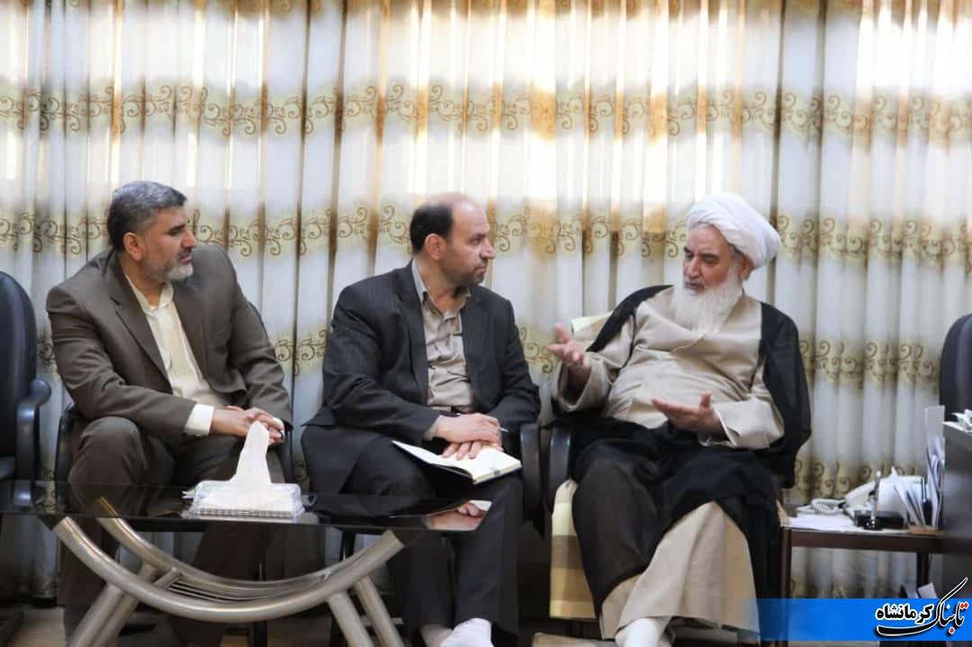 باید جهات ارزشی پویا نمایی لحاظ شود تا در ذهن آیندگان باقی بماند