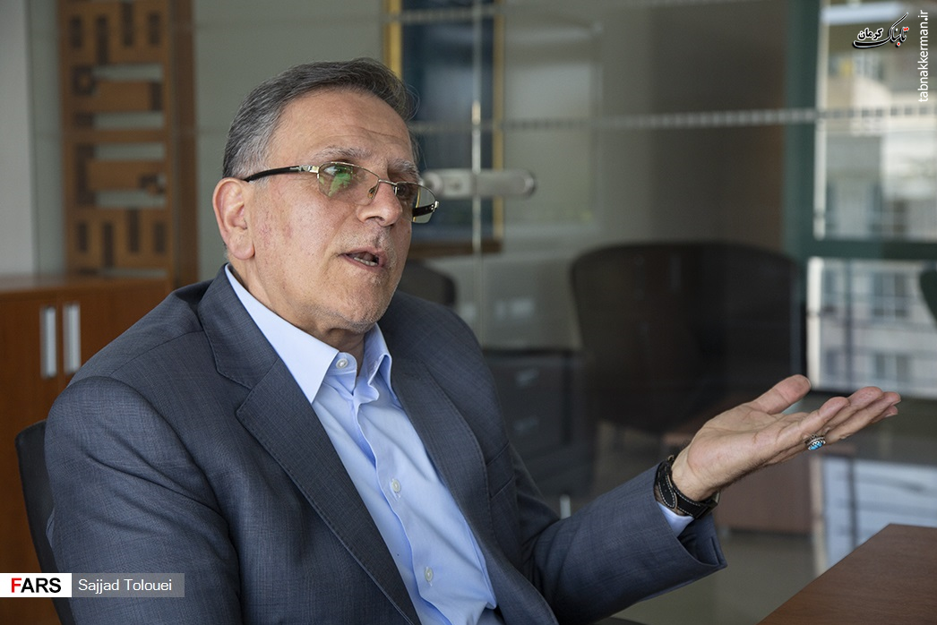 پیشنهاد دهنده نرخ ارز ۴۲۰۰ تومانی کیست؟ جهانگیری، سیف یا پورابراهیمی؟ پیشنهاد دهنده نرخ ارز ۴۲۰۰ تومانی کیست؟ جهانگیری، سیف یا پورابراهیمی؟