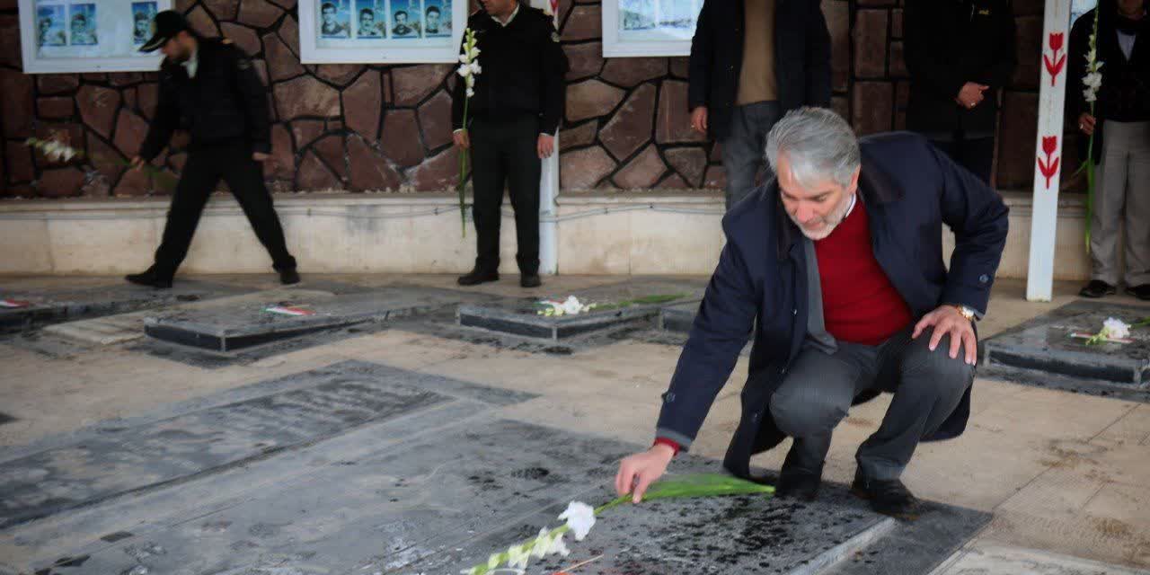 ویژه برنامه های دهه مبارک فجر