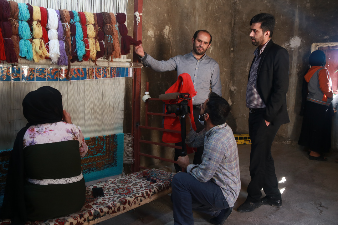 مدل اشتغال خرد، تجربه‌ ی موفق توانمند سازی بنیاد علوی در حفظ روستاهای لنده+فیلم وتصویر