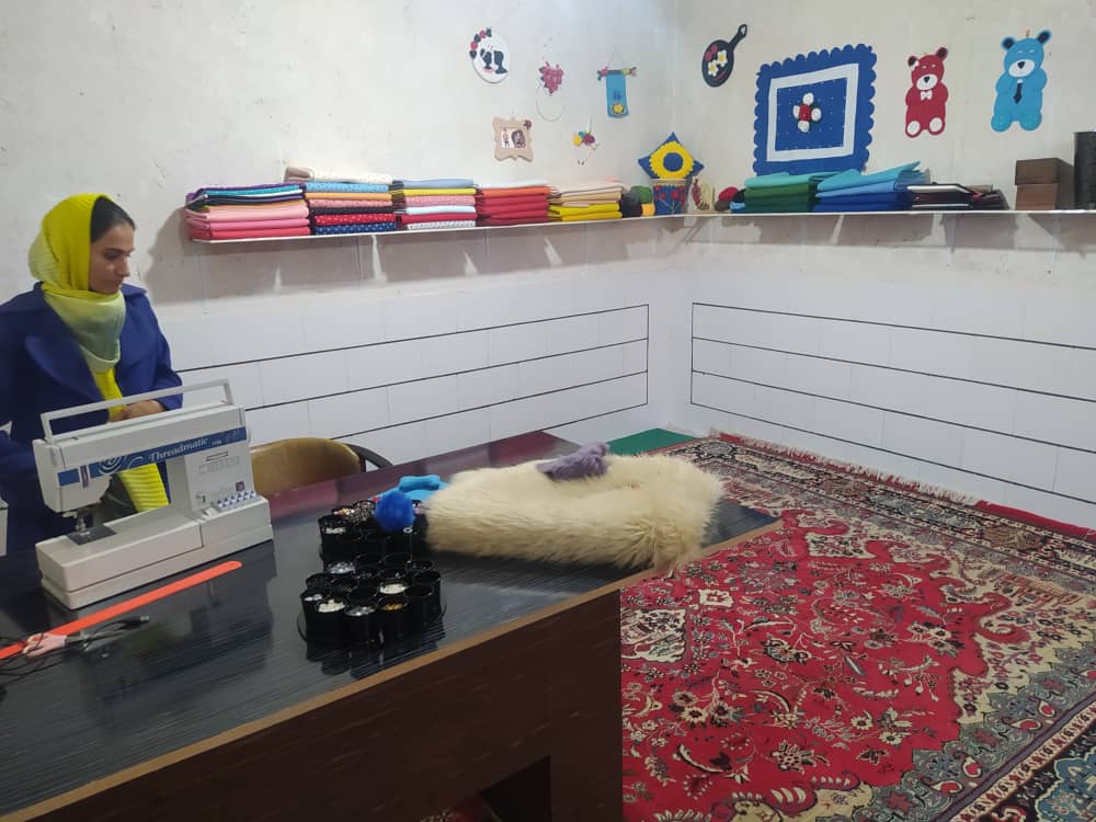 مدل اشتغال خرد، تجربه‌ ی موفق توانمند سازی بنیاد علوی در حفظ روستاهای لنده+فیلم وتصویر