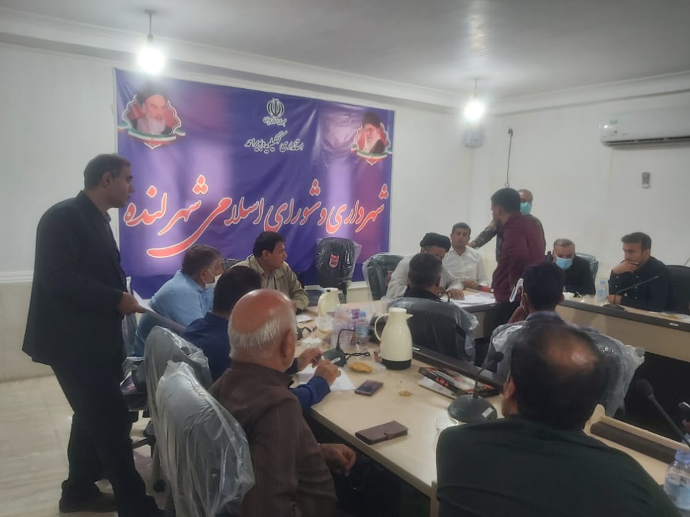 چه زبان هایی که باید از موحد عذر خواهی کنند..!/+تصاویر