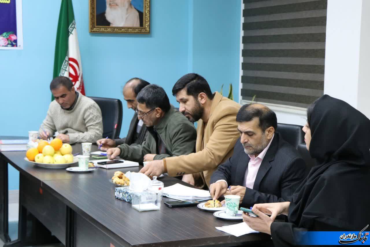 تشریح ۵۲ پروژه&zwnj;ی قابل افتتاح و کلنگ&zwnj;زنی در دهه فجر از سوی فرماندار نکا