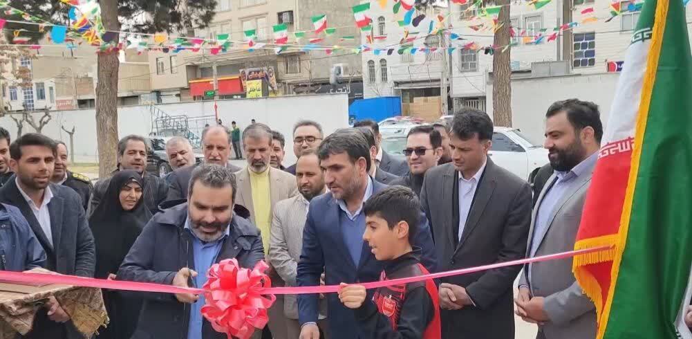 پایانه تاکسی چهار راه ملارد و زمین چمن مصنوعی پارک خیابان امام خمینی (ره) بمناسبت فرا رسیدن نیمه شعبان افتتاح شد