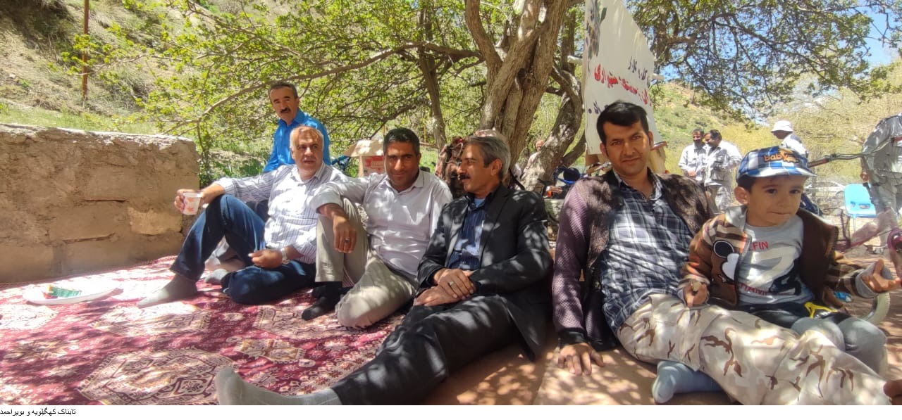 بزرگداشت روز کارگر در منطقه کوه گل سی سخت و تجلیل از کارگران شهرداری سیسخت