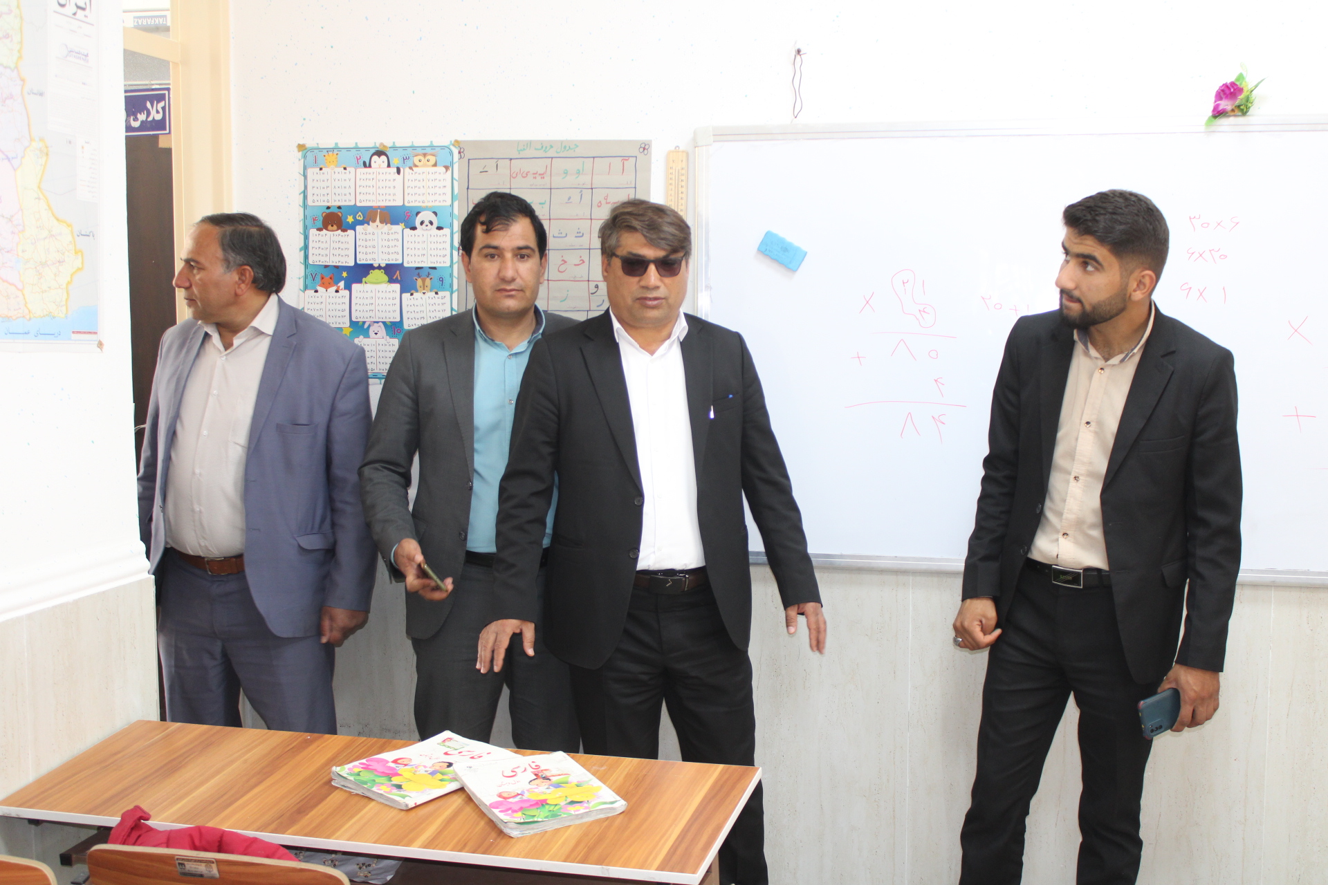 نشست مدیریت آموزش و پرورش مارگون با اصحاب رسانه نشست مدیریت آموزش و پرورش مارگون با اصحاب رسانه