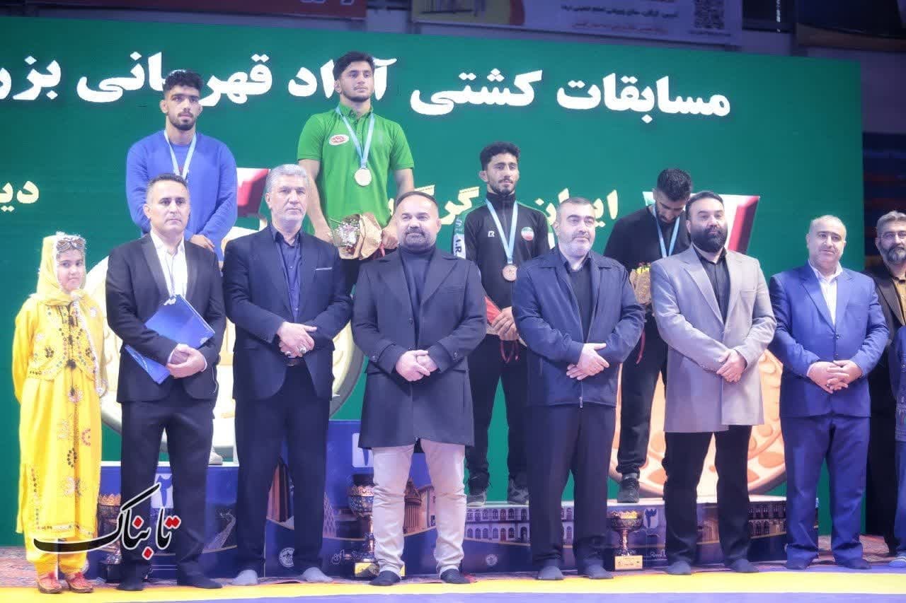 اختتامیه رقابت‌های کشتی آزاد قهرمانی کشور در گرگان+تصاویر