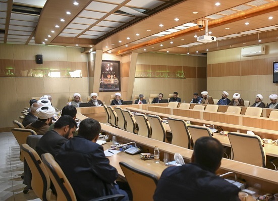 فضای بصری شهر شیراز زیبنده سومین حرم اهل بیت (ع) نیست