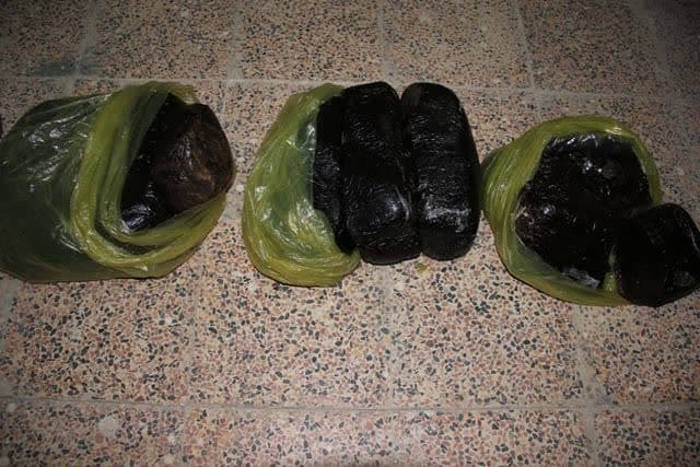 بیش از ۴ کیلوگرم مواد مخدر در کنگاور کشف شد