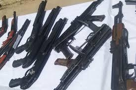 کشف ۱۳۲ قبضه سلاح جنگی در استان کشف ۱۳۲ قبضه سلاح جنگی در استان