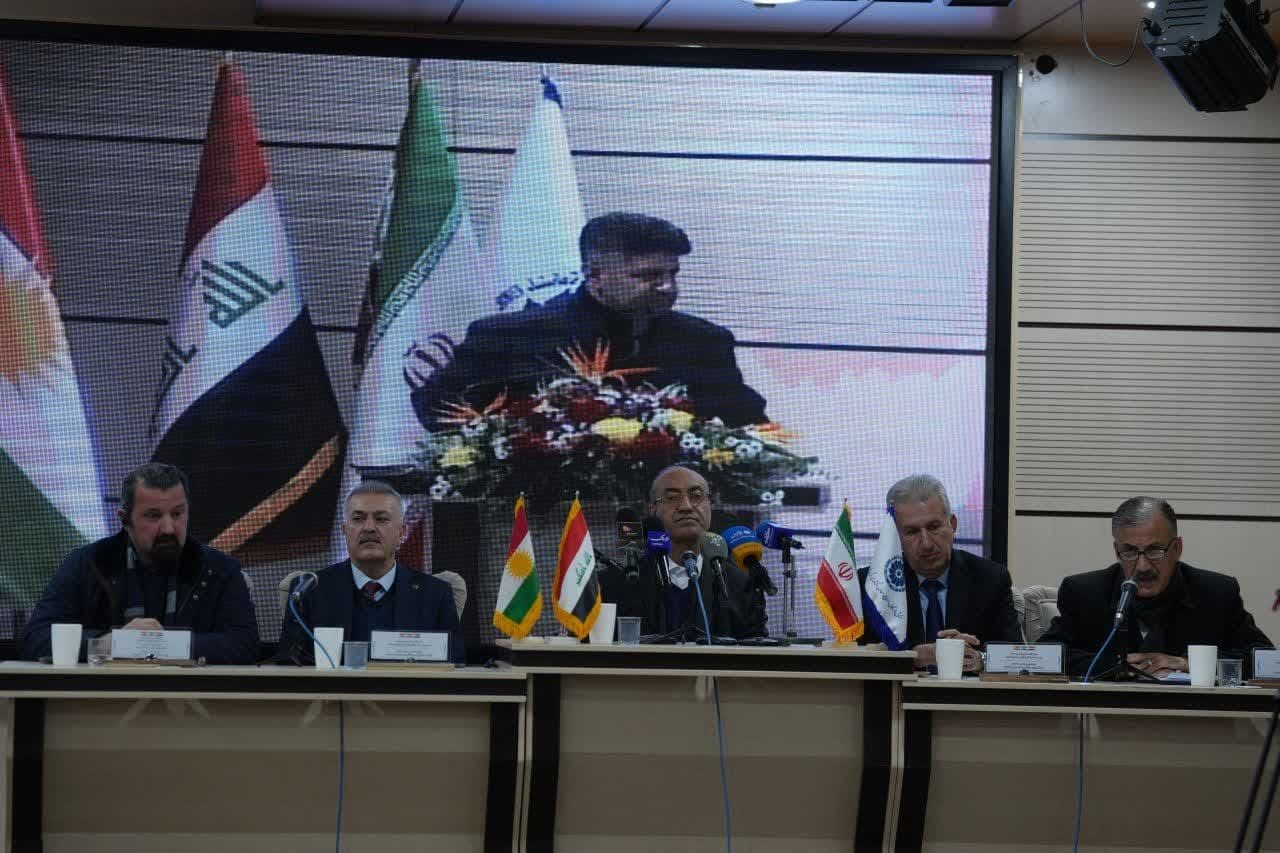 زیرساخت‌های حمل و نقل کرمانشاه برای افزایش تعاملات اقتصادی تقویت می‌شود/ منطقه آزاد قصرشیرین؛ پلی برای توسعه اقتصادی ایران و عراق