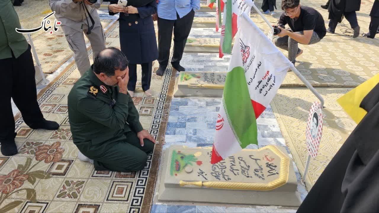 افتتاحیه اردوهای راهیان نور ویژه دانش آموزان در یادمان بهشت هویزه برگزار شد افتتاحیه اردوهای راهیان نور ویژه دانش آموزان در یادمان بهشت هویزه برگزار شد