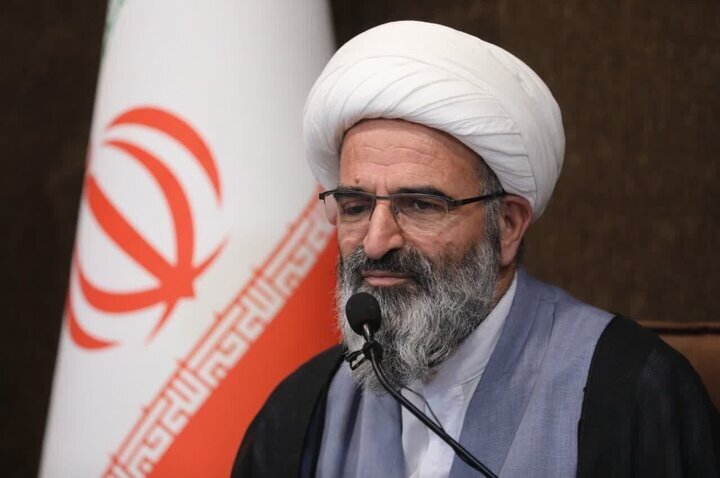 انتقاد امام جمعه سمنان از کمتوجهی به نماز در جامعه