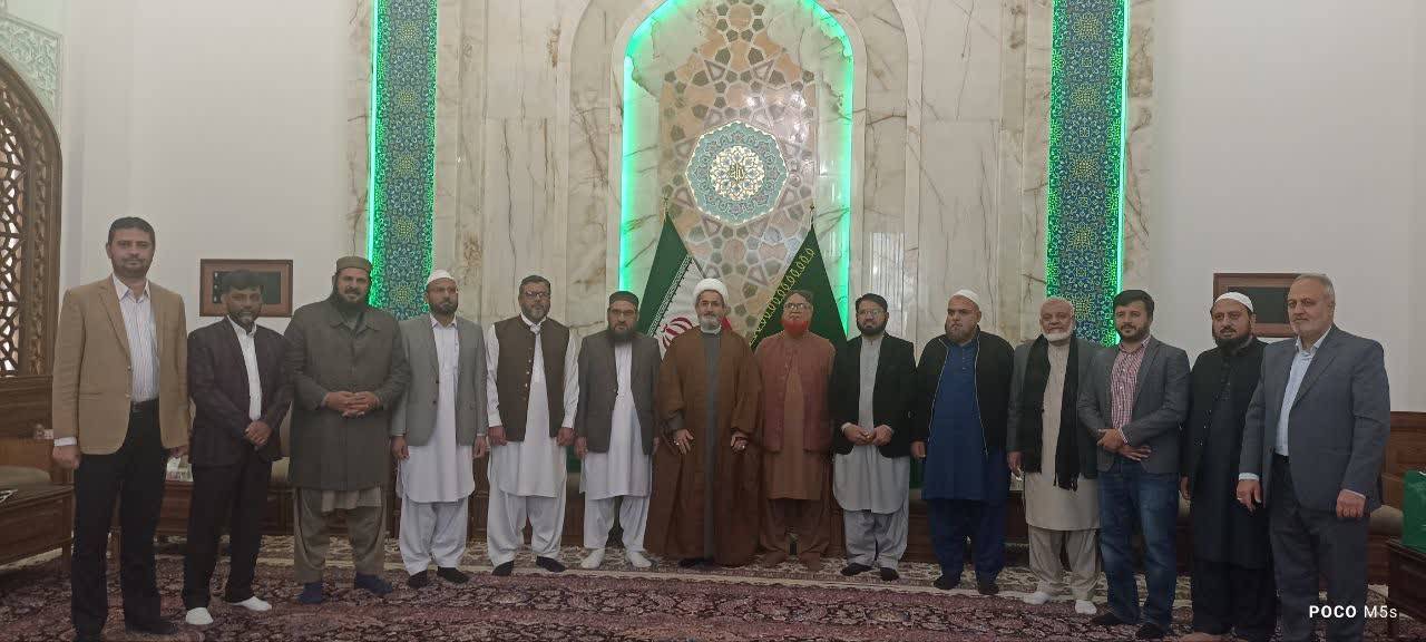 دیدار جمعی از علما و ائمه جماعات اسلامی کشور پاکستان با معاون بین‌الملل آستان قدس رضوی