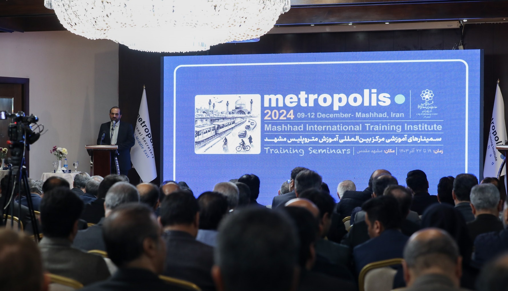 سطح خدمات‌رسانی شهرداری‌ها فراتر از خدمات دولت‌ است