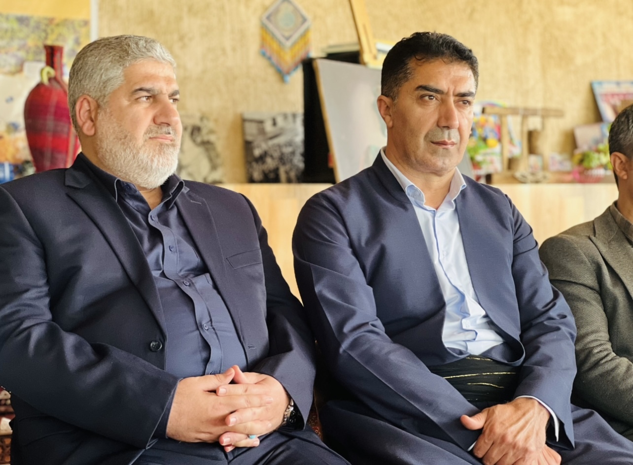 اشتغال بیش از ۲ هزار نفر در مرز باشماق/ لزوم شناخت ظرفیتهای مریوان در سطح ملی اشتغال بیش از ۲ هزار نفر در مرز باشماق/ لزوم شناخت ظرفیتهای مریوان در سطح ملی