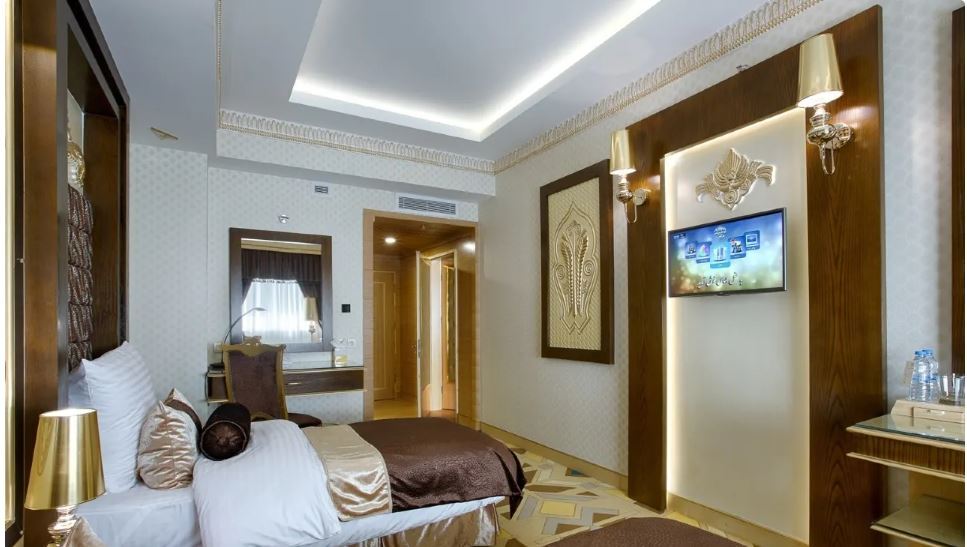 هزینه اقامت در هتل الماس 2 مشهد چقدر است؟