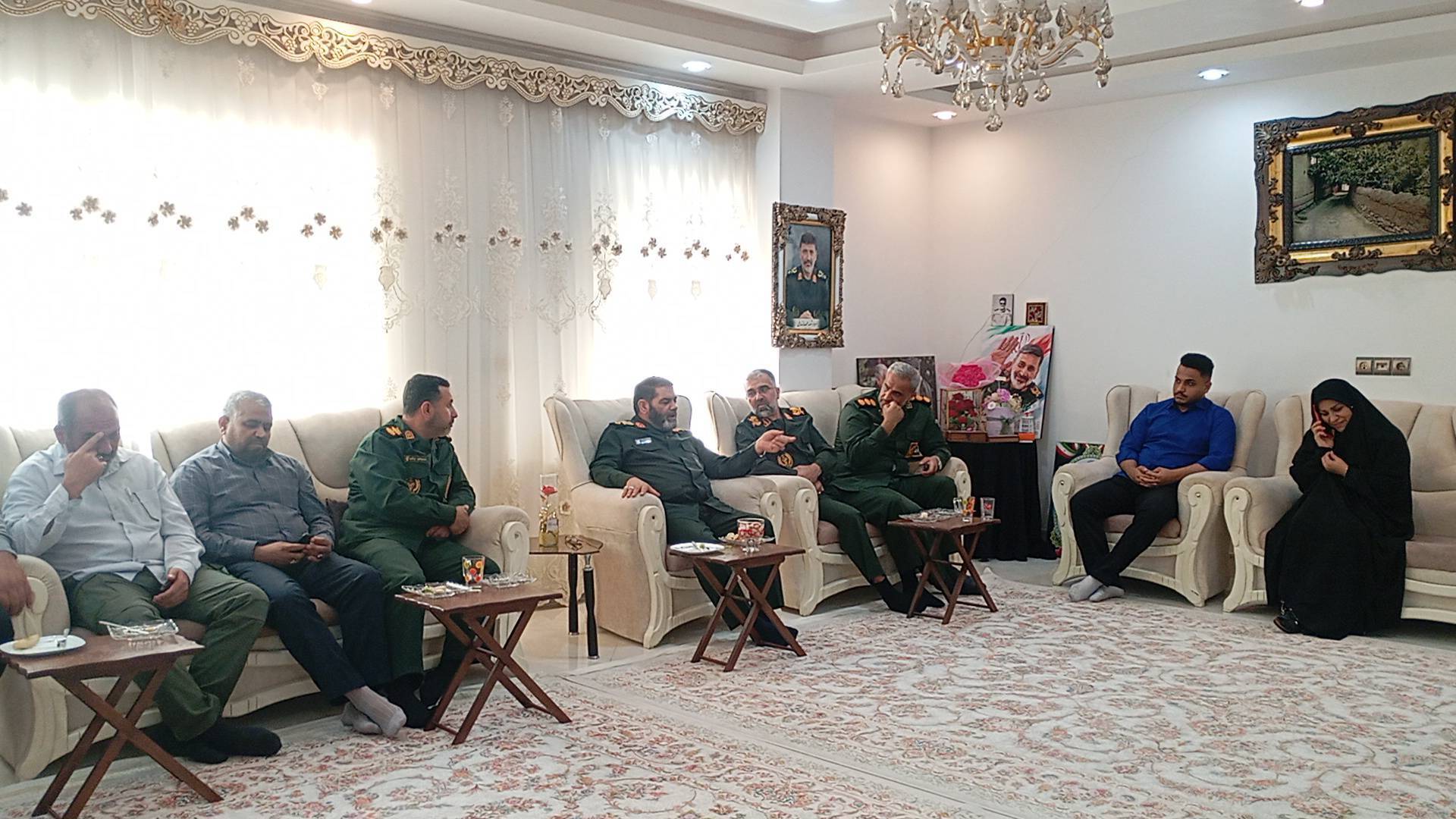 دیدار سردار معروفی با خانواده شهید سردار مازندرانی