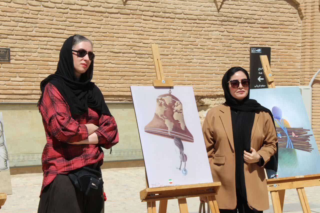 نمایشگاه بین‌المللی بزرگان کاریکاتوریست چهره جهان در لرستان افتتاح شد+تصویر