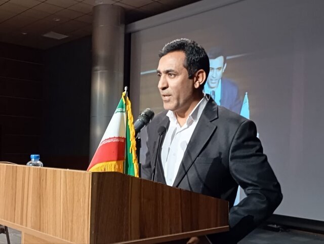 حافظ اعجوبه و نادرهای که حکمت خسروانی را با شریعت، گره زده است // در حال ویرایش حافظ اعجوبه و نادرهای که حکمت خسروانی را با شریعت، گره زده است // در حال ویرایش