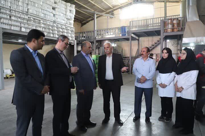 حمایت از بخش خصوصی و تولید داخلی اولویت اصلی توسعه لرستان است؛/ آقای ملکی چک کنید حمایت از بخش خصوصی و تولید داخلی اولویت اصلی توسعه لرستان است؛/ آقای ملکی چک کنید