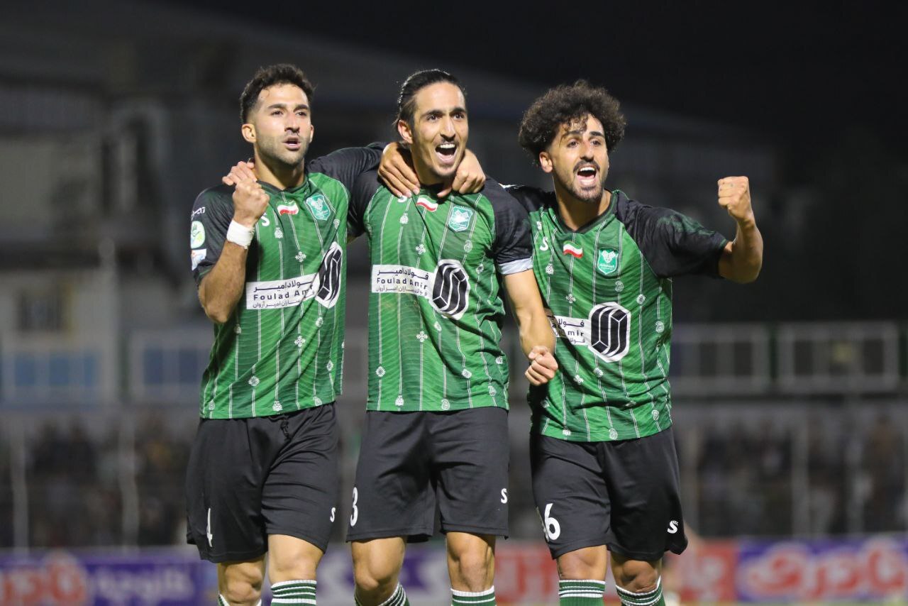 خیبر خرم‌آباد با شکست تراکتور، خاطره پیروزی تاریخی سال ۱۳۸۳ را زنده کرد