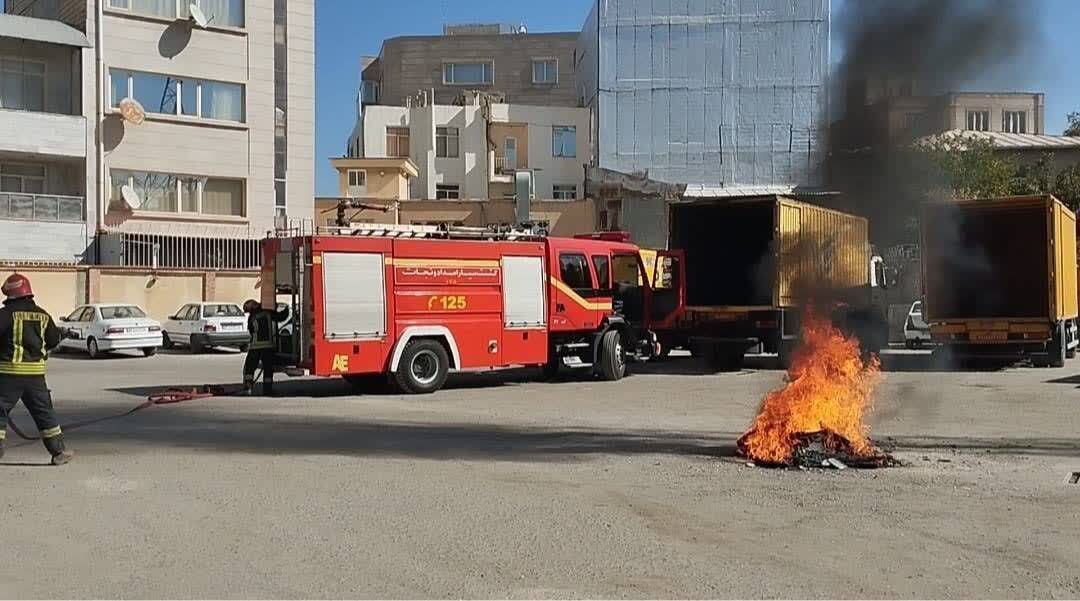 برگزاری مانور ایمنی و اطفاء حریق در اداره کل پست کرمانشاه برگزاری مانور ایمنی و اطفاء حریق در اداره کل پست کرمانشاه