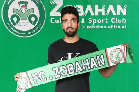 آرش قادری؛ از عمل رباط صلیبی تا مهره مطمئن قاسم آرش قادری؛ از عمل رباط صلیبی تا مهره مطمئن قاسم