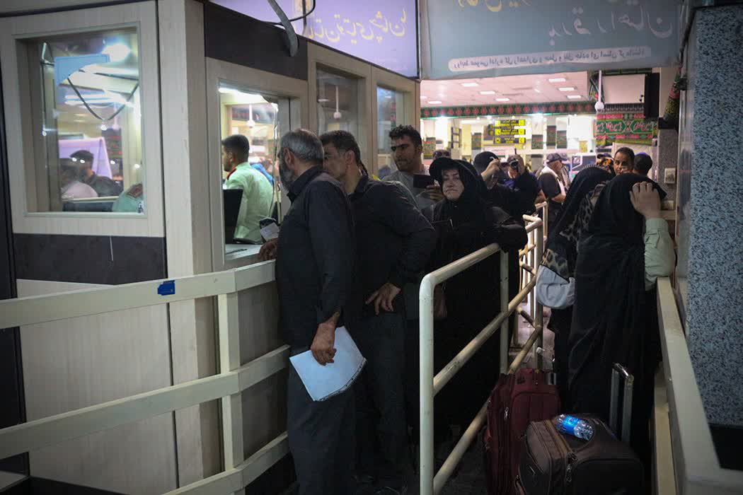 ثبت خروج در ۴ ثانیه/ تحول در مدیریت مرز خسروی برای تسهیل عبور زائران عتبات ثبت خروج در ۴ ثانیه/ تحول در مدیریت مرز خسروی برای تسهیل عبور زائران عتبات