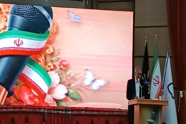 رسانه باید مطالبهگر باشد، اما نباید پروژههای استان را متوقف کند رسانه باید مطالبهگر باشد، اما نباید پروژههای استان را متوقف کند