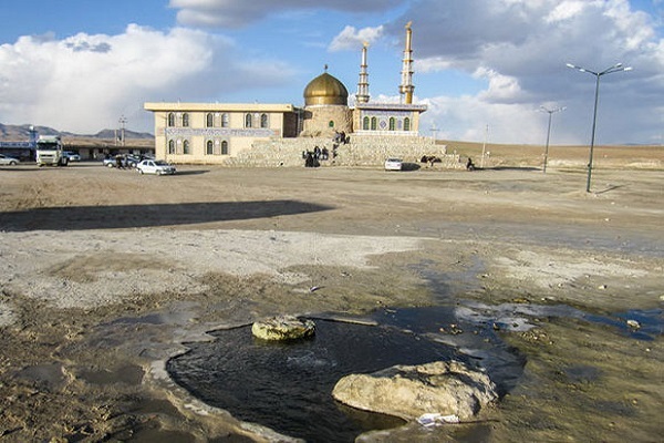 بلاتکلیفی باباگرگر زیر ذرهبین مسئولان/ برای نجات نگین گردشگری کردستان چاره اندیشی میشود؟ بلاتکلیفی باباگرگر زیر ذرهبین مسئولان/ برای نجات نگین گردشگری کردستان چاره اندیشی میشود؟