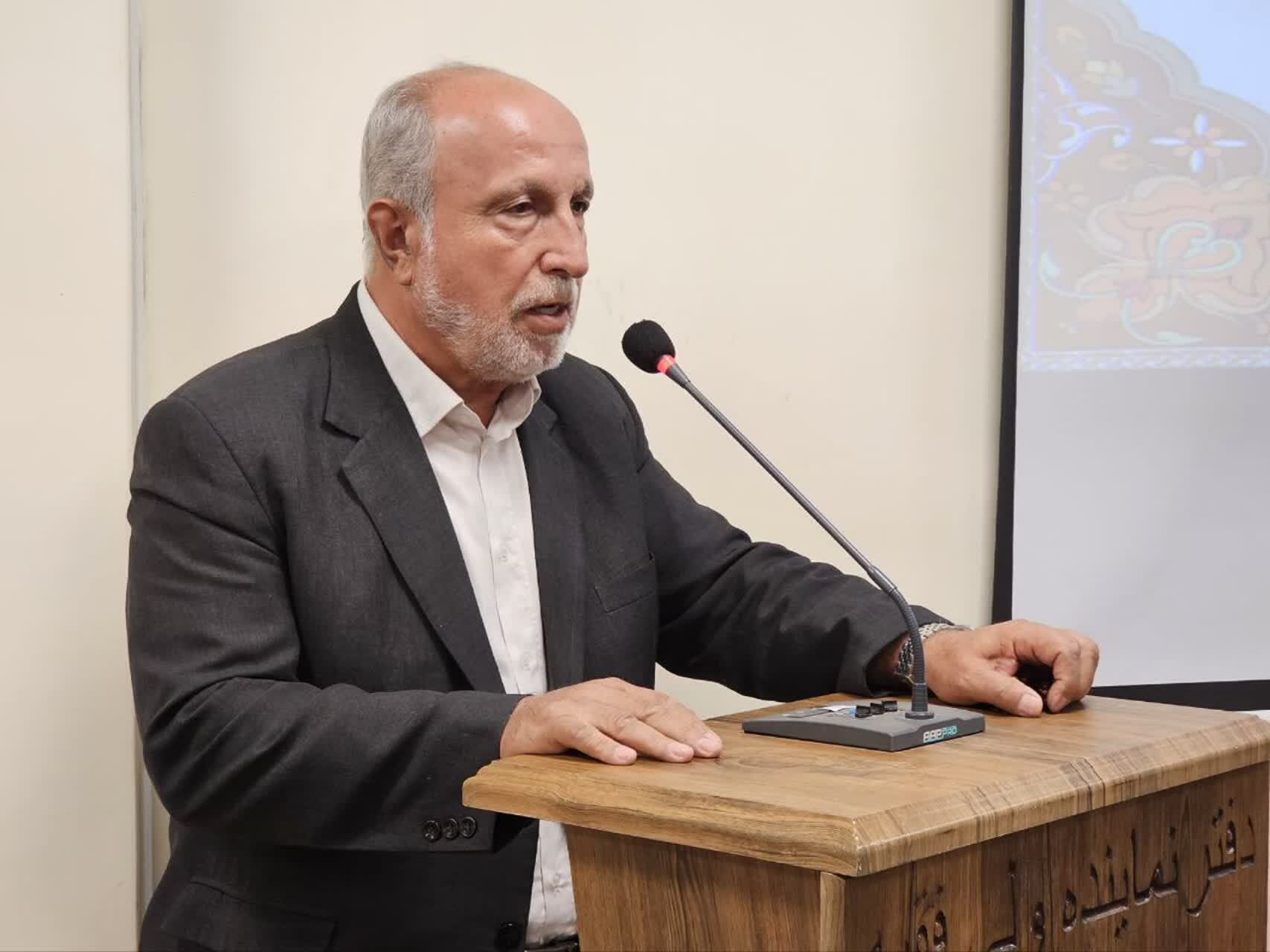 وحدت در کردستان ریشهدار است؛ باید این سرمایه اجتماعی را تقویت کنیم وحدت در کردستان ریشهدار است؛ باید این سرمایه اجتماعی را تقویت کنیم
