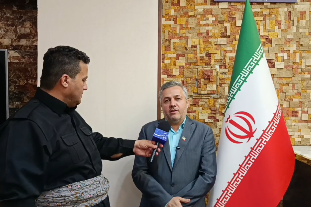 نمایشگاه کتاب کردستان با حضور ناشران اقلیم کردستان عراق برگزار میشود نمایشگاه کتاب کردستان با حضور ناشران اقلیم کردستان عراق برگزار میشود