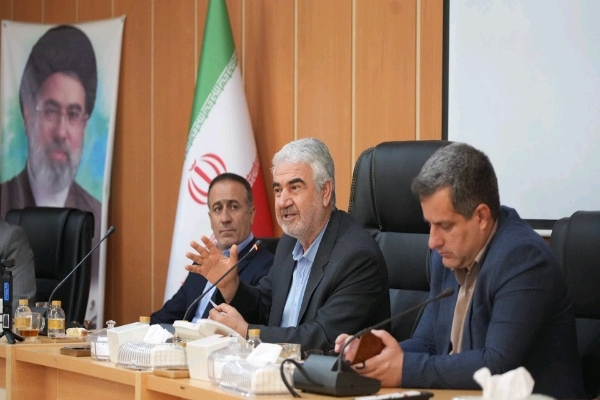 روابط عمومی غایب، چگونه مدافع دولت باشد؟