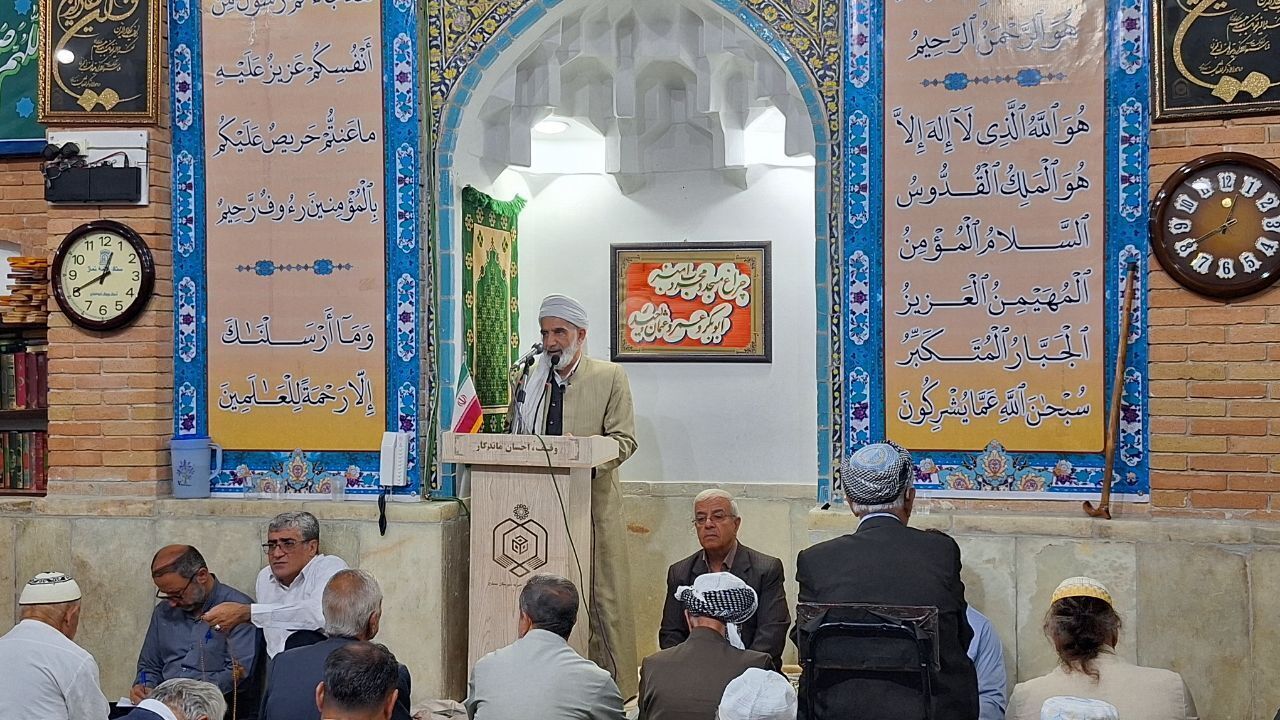 اصلاح نقاط حادثهخیز و ساماندهی تردد تانکرهای سوخت مطالبه جدی مردم است اصلاح نقاط حادثهخیز و ساماندهی تردد تانکرهای سوخت مطالبه جدی مردم است